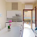 Int 13 - Della Corte By San Luca Apartamento