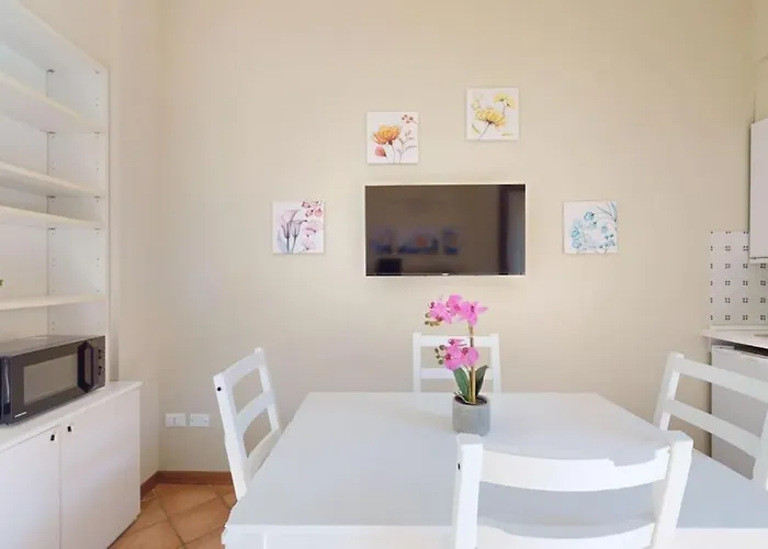 Int 13 - Della Corte By San Luca